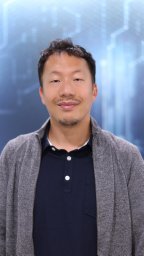 Youngjin Yoo
