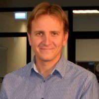 Dr. Alexander Artemenko
