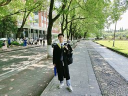 Weijie Yin