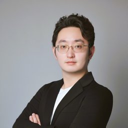 Lixiang Yan