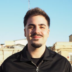 Daniel Hinjos