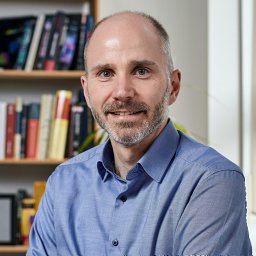 Stefan Roth
