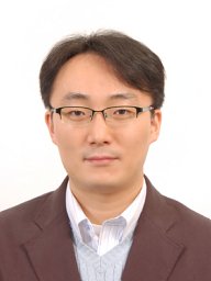 Yuchul Jung