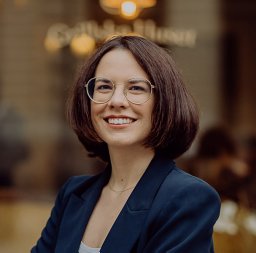 Rachael Garrett