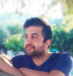 Manos Kamarianakis
