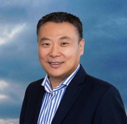 Shuo Li