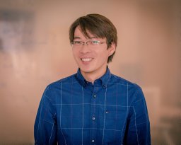 Junpeng Wang
