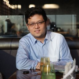 Yigong Hu