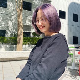 Yanna Lin