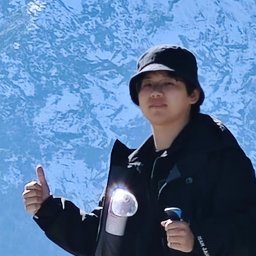 Chenhao Wu