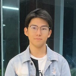 Xinyu Yang