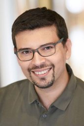 Daniel E. Acuna