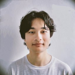 Yiming Luo