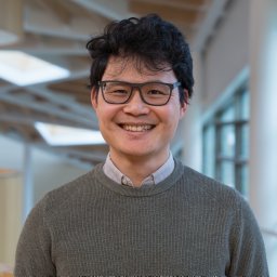 Mengwei Xu