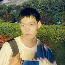 Rongwu Xu