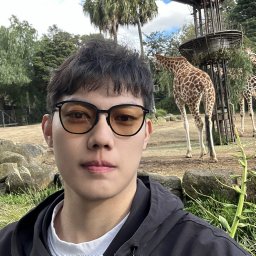 Weiwei Xu
