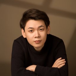 Yongqi Li