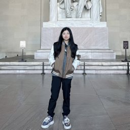Xinyi Liu