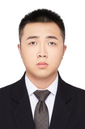 Kunze Huang