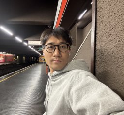 Jiazhi Guan