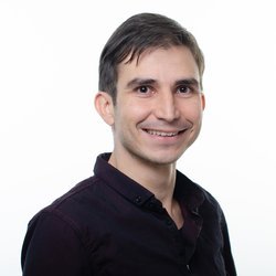 Roberto Ulloa
