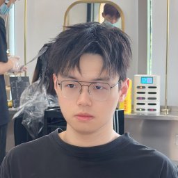 Weikang Qiu