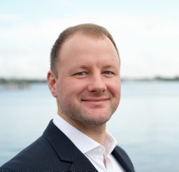 Max Schröder
