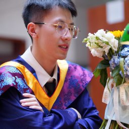 Kexin Zhang