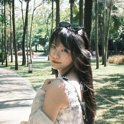 Yutong Xia