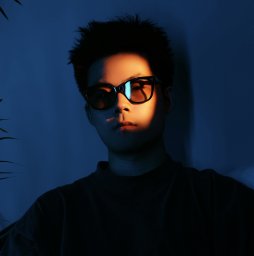 Zekun Wang