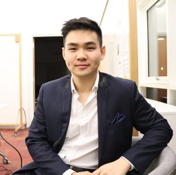 Liang HE