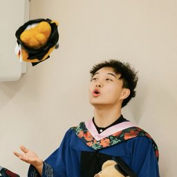 Junyu Luo