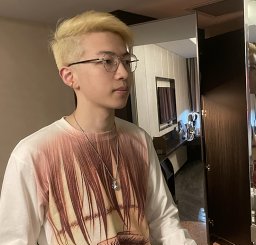 Dichucheng Li