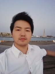Zheng Shi