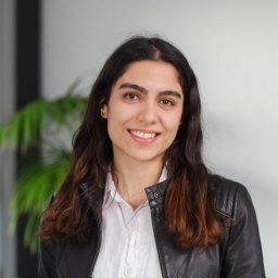 Ainaz Eftekhar