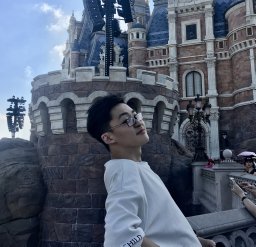 Chenghao Li（李承昊）