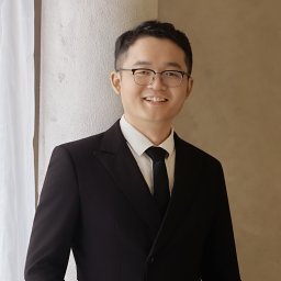 Yiqin Yang