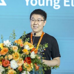 Qian Liu (刘乾)