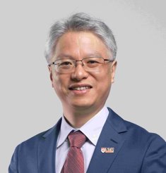 Yonggang Wen