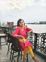Dr. Sriparna Saha