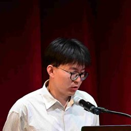 Yifan Duan