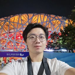 Xiangyu Zhao