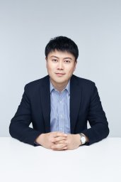 Yandong Guo