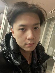 Xinyu Wang