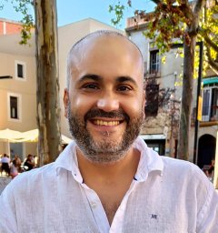Javier Vazquez-Corral (ORCID: 0000-0003-0414-7096)