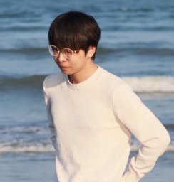 Hanlin Zhang