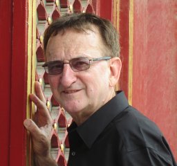 Keith Holyoak