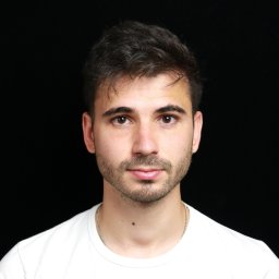 Biel Tura Vecino