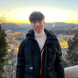 Zhengxin Yang (杨郑鑫)