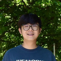 Zhengqing Wang